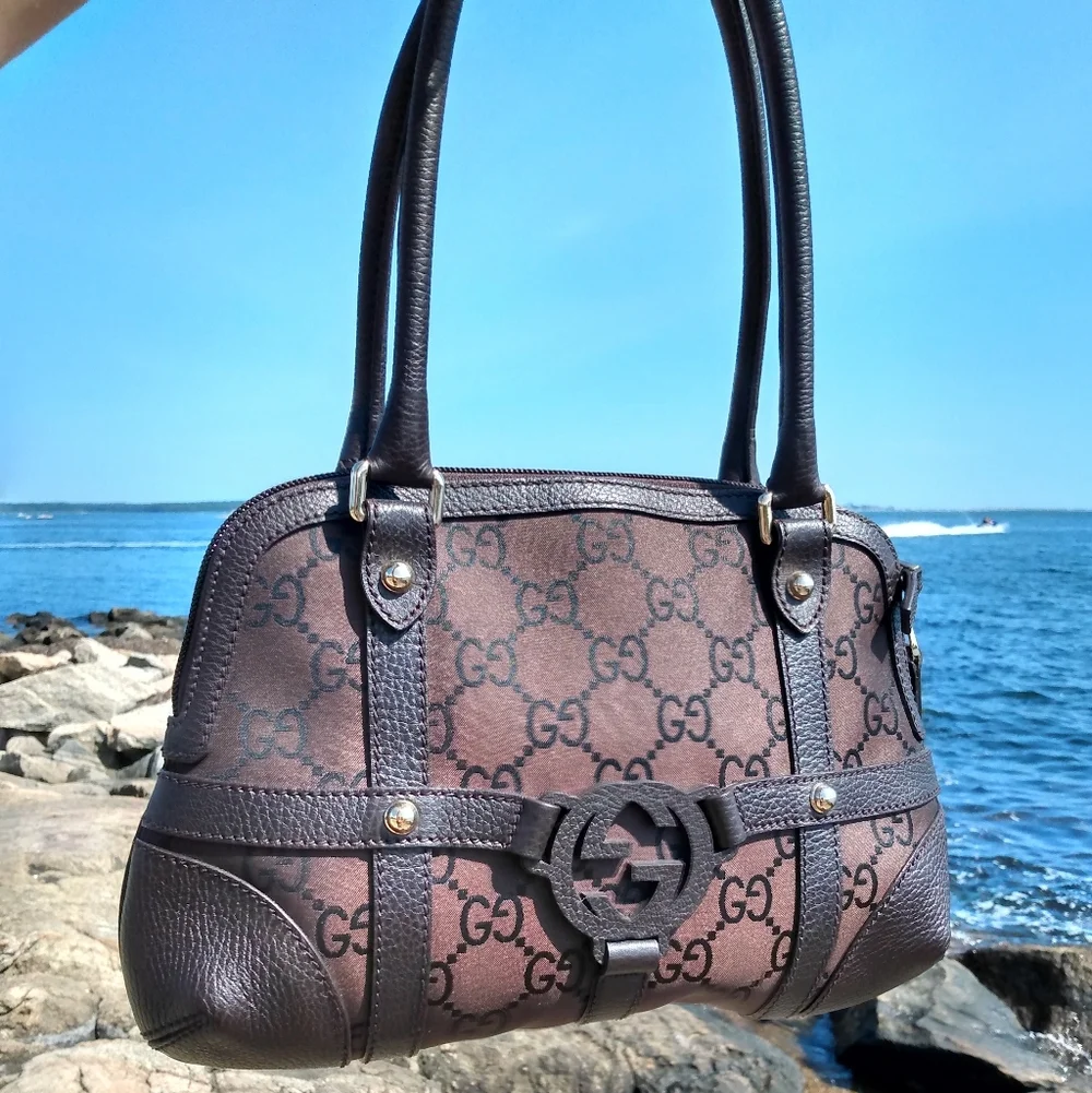 Gucci Interlocking GG Monogram Royal Reins Bag - Picture 7 of 16